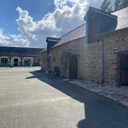 Le Gite De L'Ecurie Forges-la-Foret Eksteriør billede